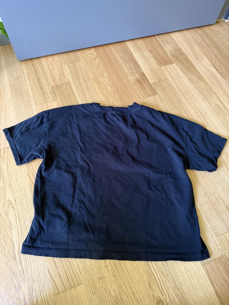 Calvin Klein T-shirts: Calvin Klein Tshirt – D'occasion à Brunnen par pel_vk7g 1