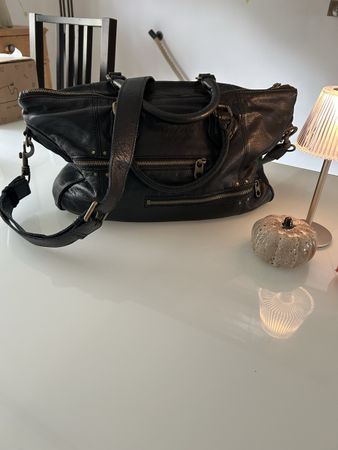 Sac à main Liebeskind Berlin cuir noir avec bandoulière
