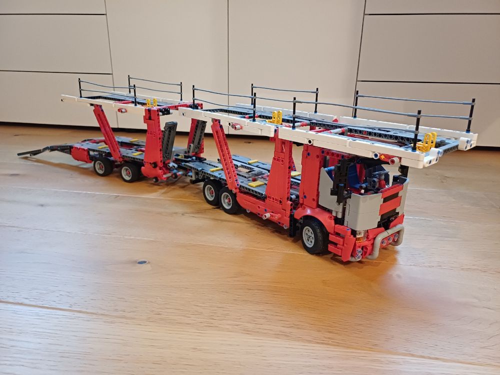 Lego Technic 42098 Autotransporter mit 2 Sportwagen (Gebraucht) in ...