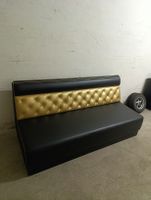 Sofa Teil einer riesen Lounge