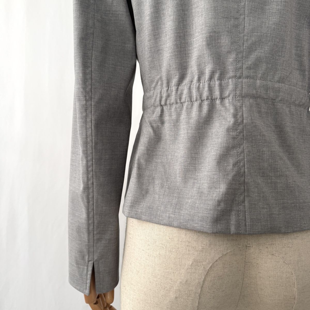 Akris Giacche: AKRIS Light Wool Jacket – Nuovo (secondo la descrizione) da Emmen venduto da Colette-Juliette 4