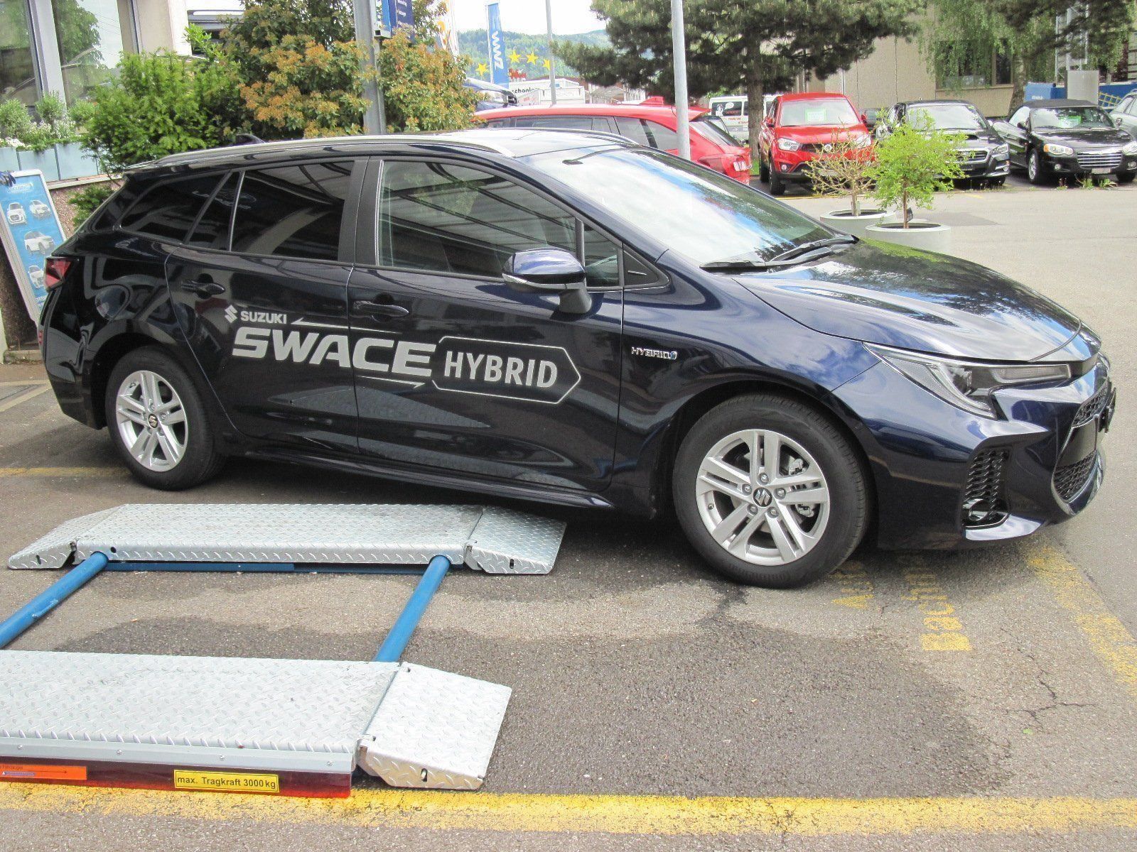 Suzuki Automobili: Suzuki Swace 1.8 Hybrid – Usato da Rotkreuz venduto da auto-bachmann 4