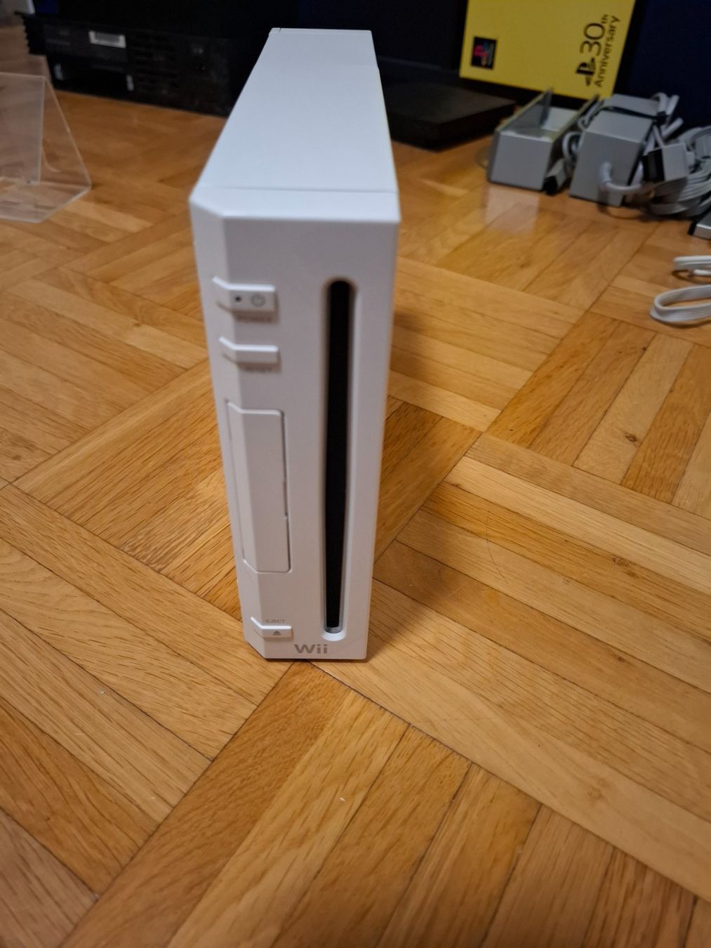 Nintendo Console: Nintendo Wii Weiss Set 1 – Usato da Gipf-Oberfrick venduto da Konsolen_Colin 1