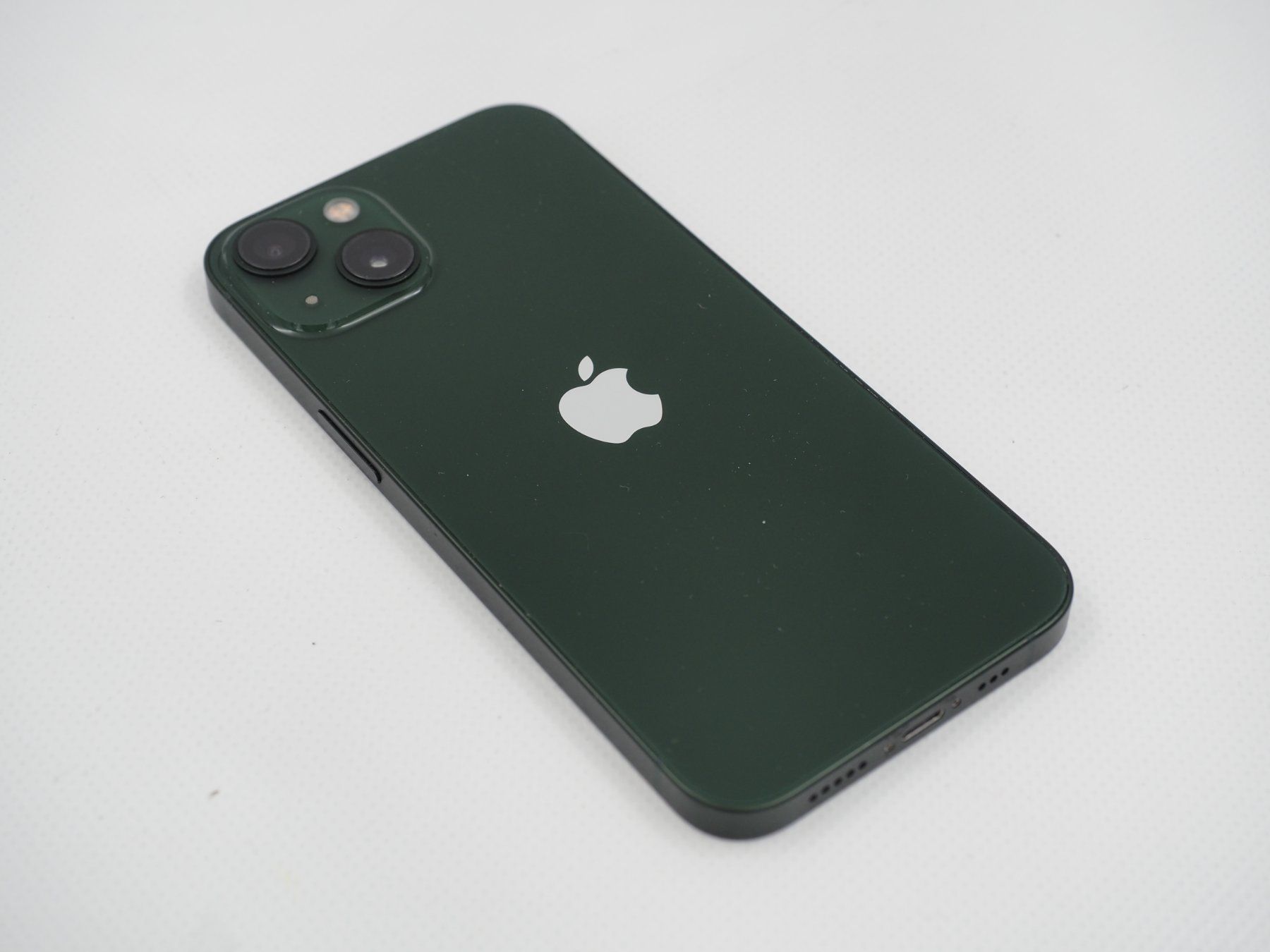 Apple Telefoni cellulari / Smartphones: APPLE iPhone 13 iCloud gesperrt (26053008) – Difettoso da Zürich venduto da fundsachenverkauf 2