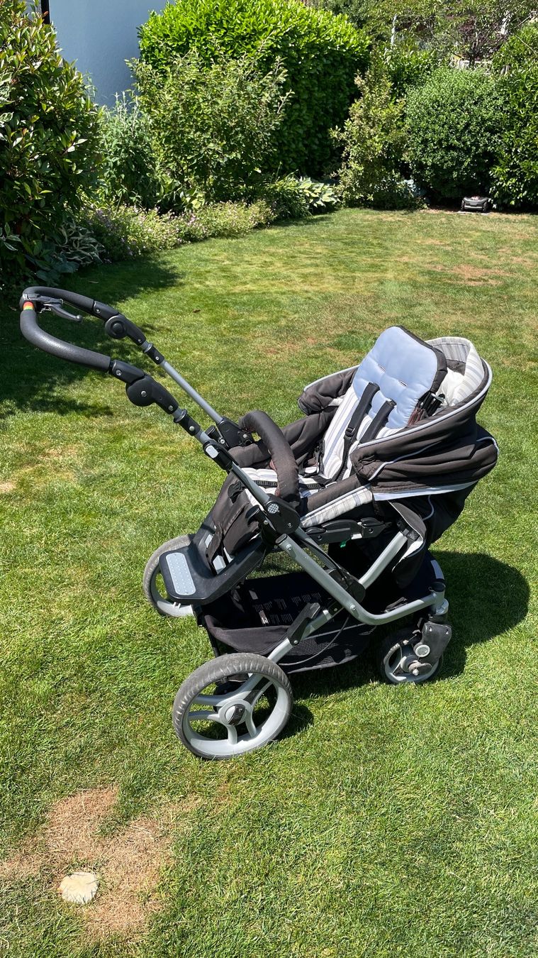 Teutonia Kinderwagen: Kinderwagen Teutonia Collection 2011 – Gebraucht aus Ittigen von Allemanns 2