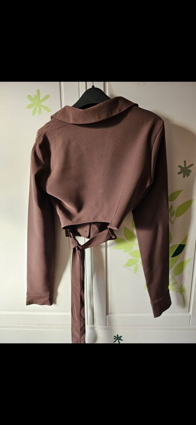 H&M Camicette: Chemise crop top NEW – Nuovo (secondo la descrizione) da Les Acacias venduto da minnie6 1