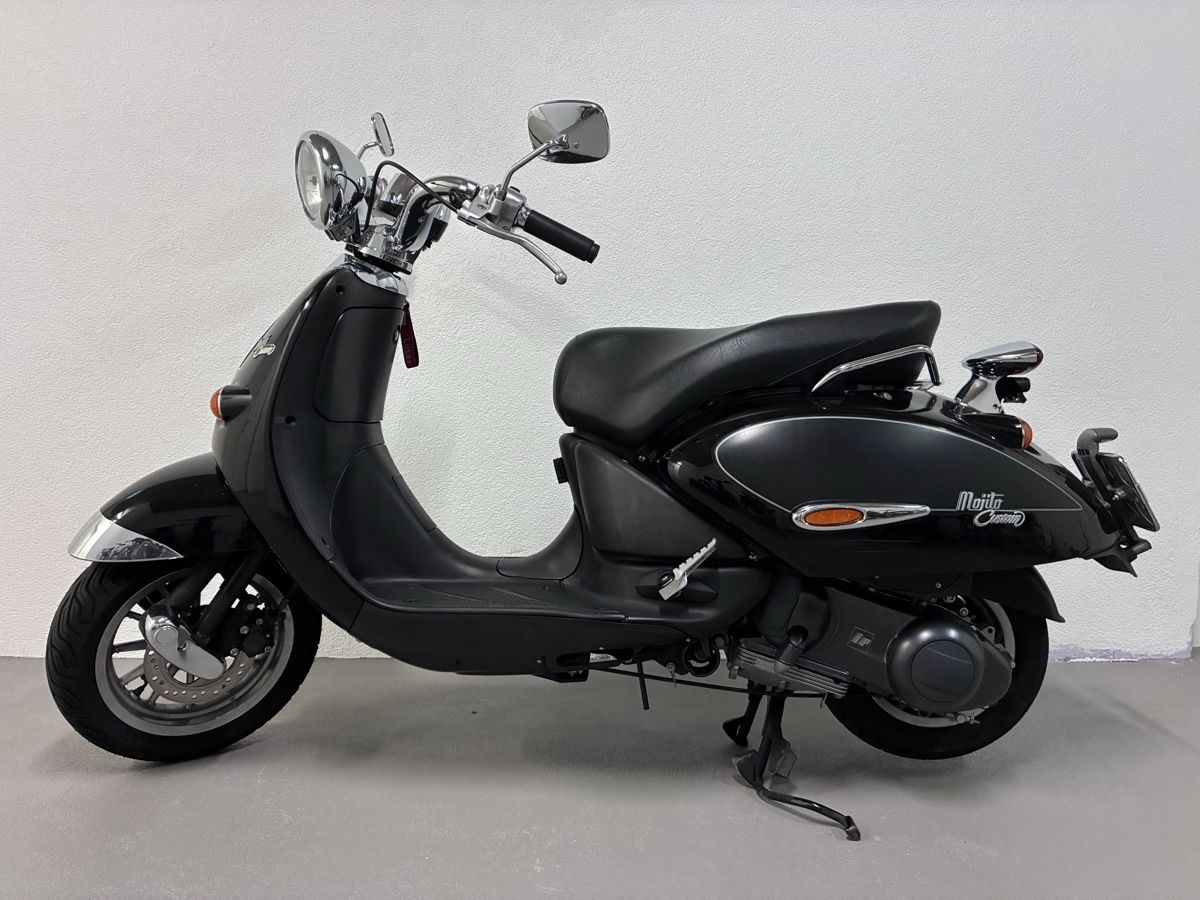 Aprilia Scooter: Aprilia Mojito 125 – Usato da Stetten AG venduto da LWGO