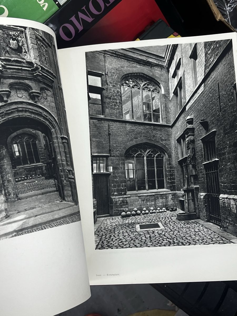 Livres: Antwerpen 1951 – D'occasion à Wettingen par NickInc 4