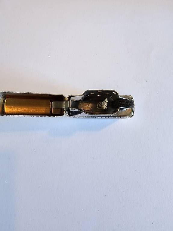 Zippo Accendini: Zippo mit Totenkopf – Usato da St. Gallen venduto da Murita 3