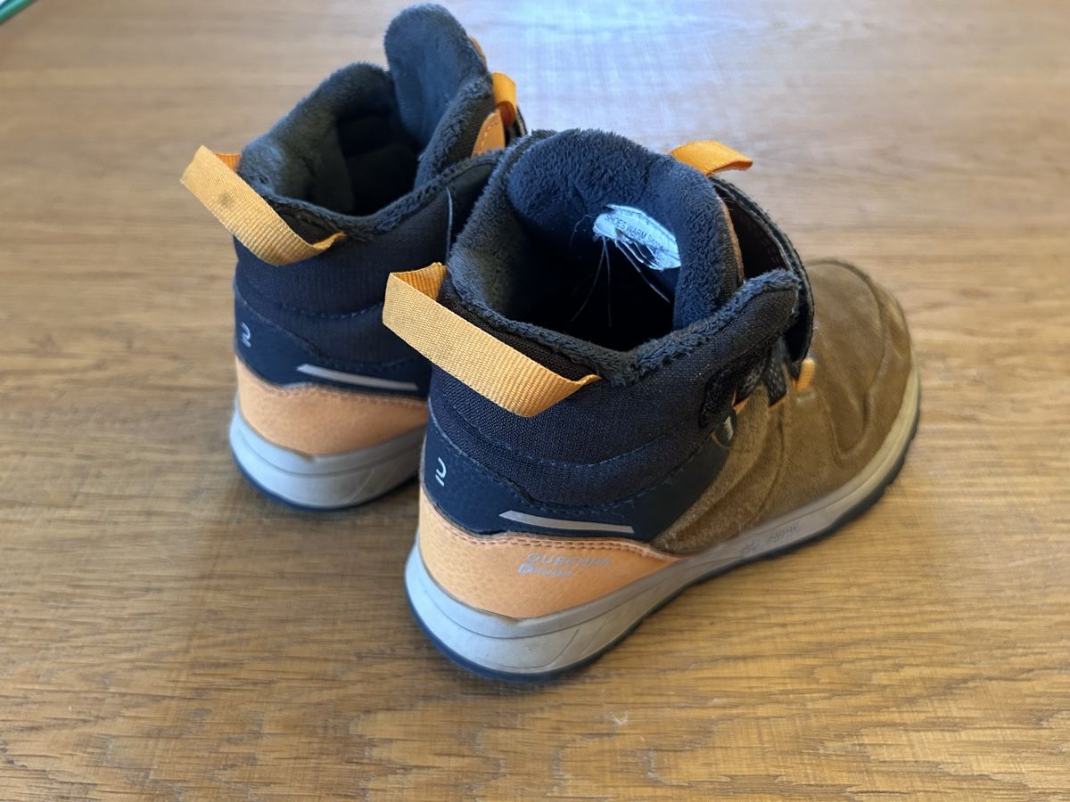 Decathlon Scarpe per ragazzi: Decathlon Wanderschuhe gr33 braun – Usato da Oberrieden venduto da Mezz9 2
