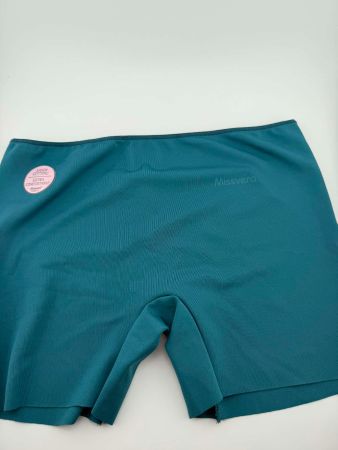 Damen Slips NEUE Kleingeschnitten