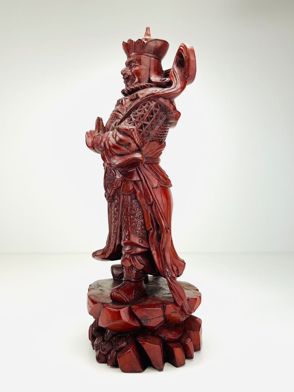 Sculture & Statue: Handgeschnitzte chinesische Holzfigur, Kampfpose #1 – Usato da Zürich venduto da Arche_Brockenhaus 1