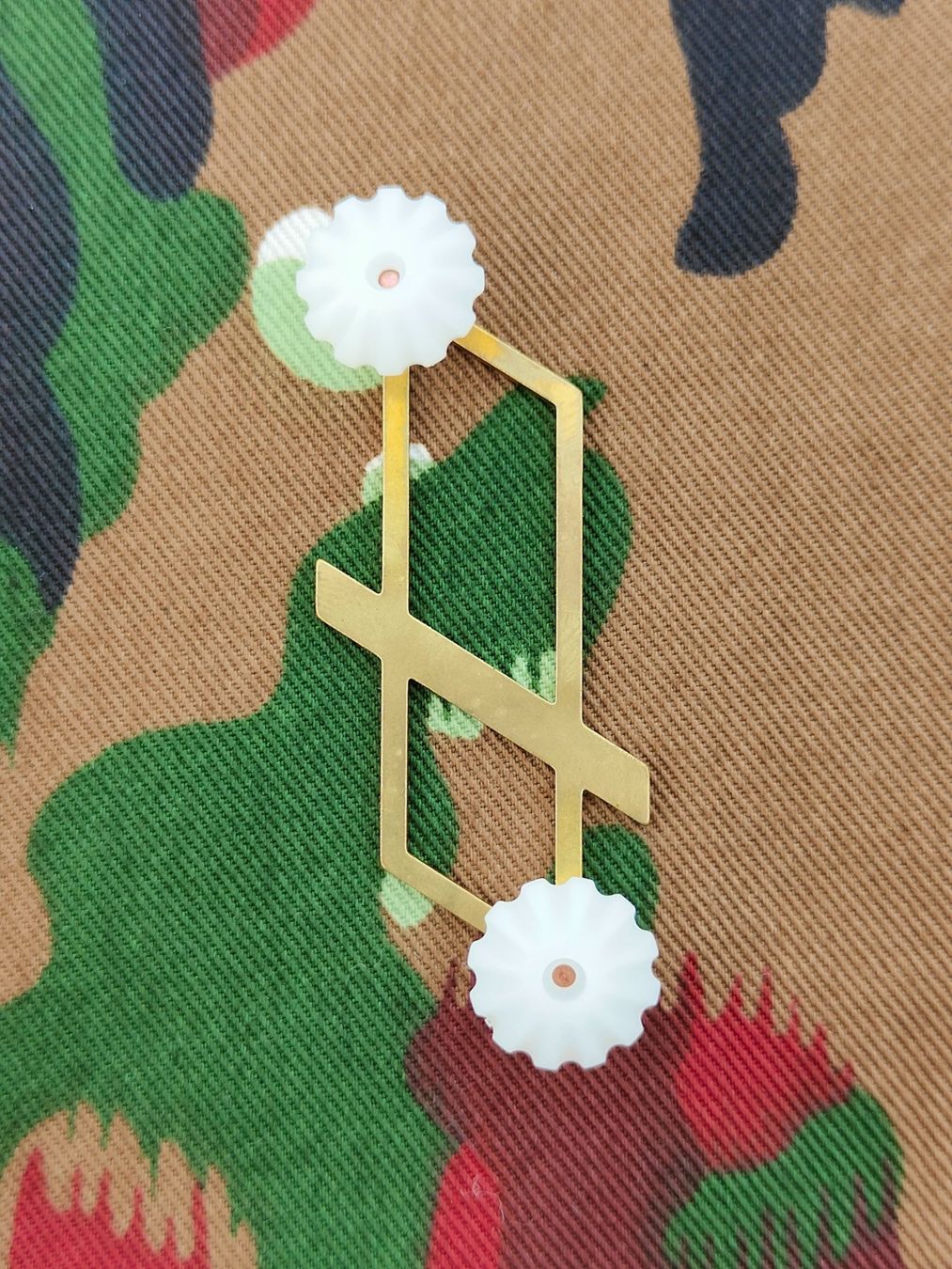 Schweizer Armee Placchette & Badge: Gradabzeichen Leutnant Ord. 1990, Variante 1 – Usato da Bauma venduto da SwissMilitaria 1