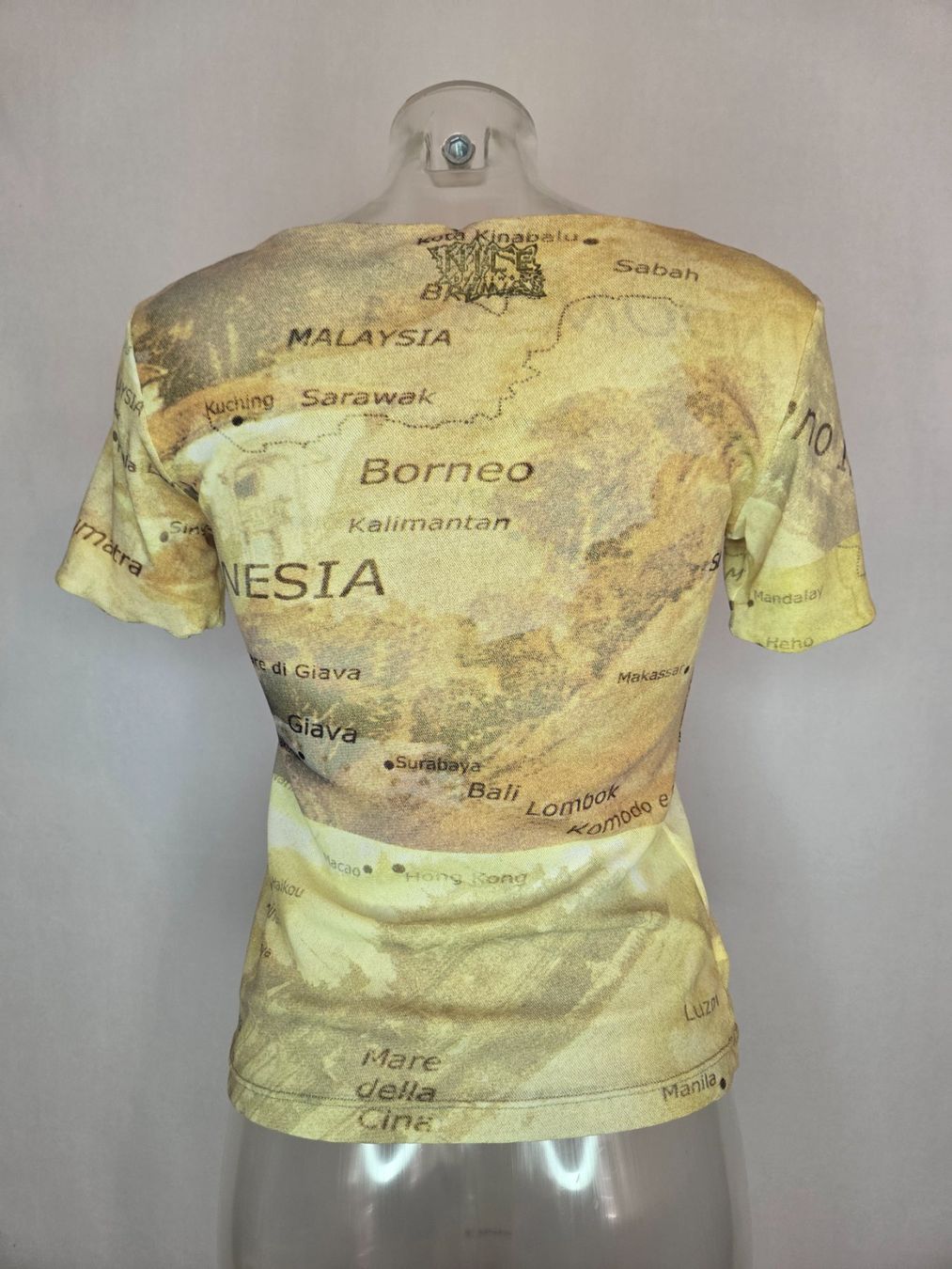 Nile Top: Nile Mesh Top Landkarte ca. S/M – Usato da Bern venduto da -Aniko- 2
