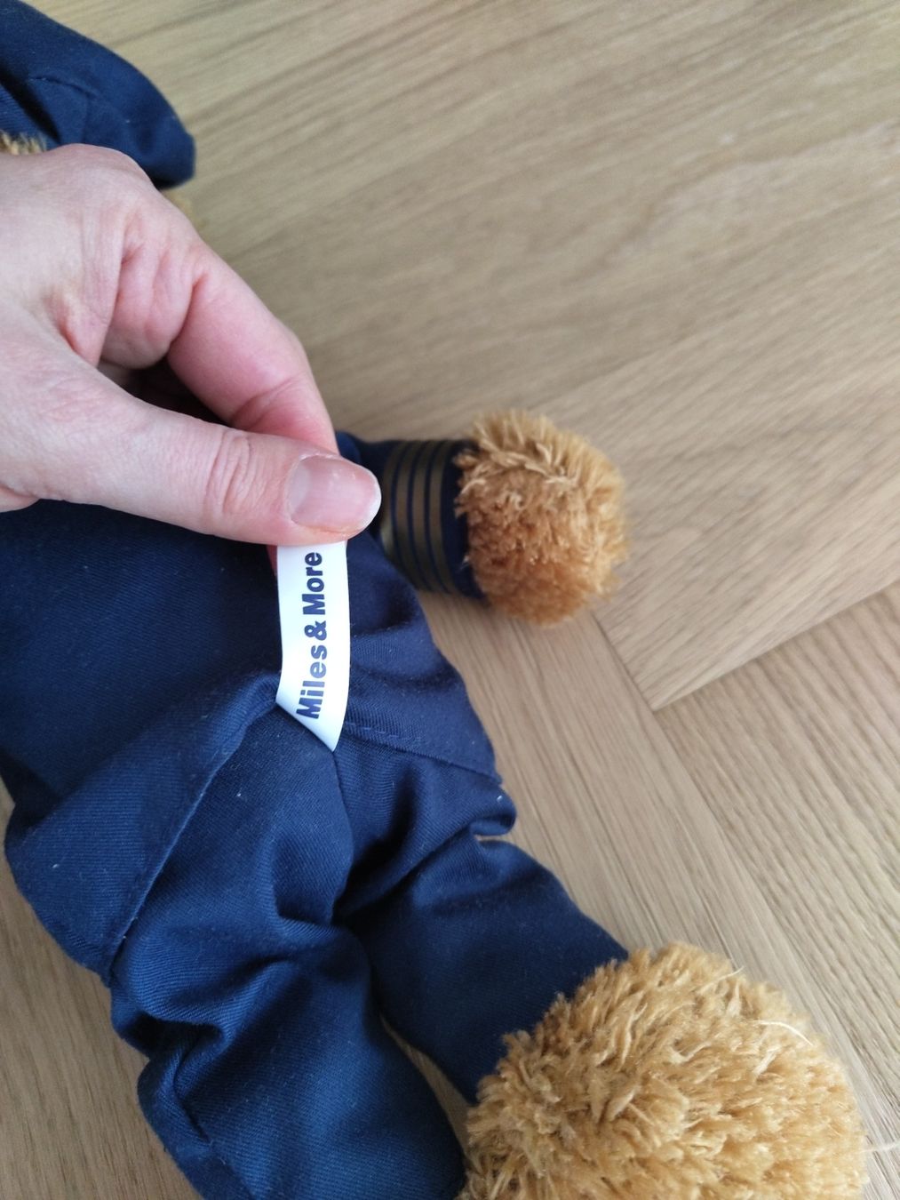 Lufthansa Statuette: Lufthansa teddy bear pilot & cabin crew  – Nuovo (secondo la descrizione) da Gams venduto da bigwolfi-schnuggel 3
