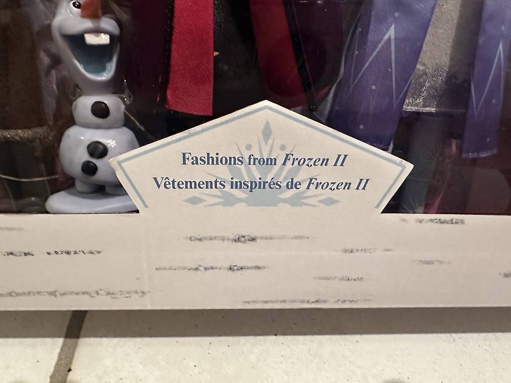 Disney Giocattoli: Anna & Elsa Set NEU – Usato da Horw venduto da Reb_rp5z 3