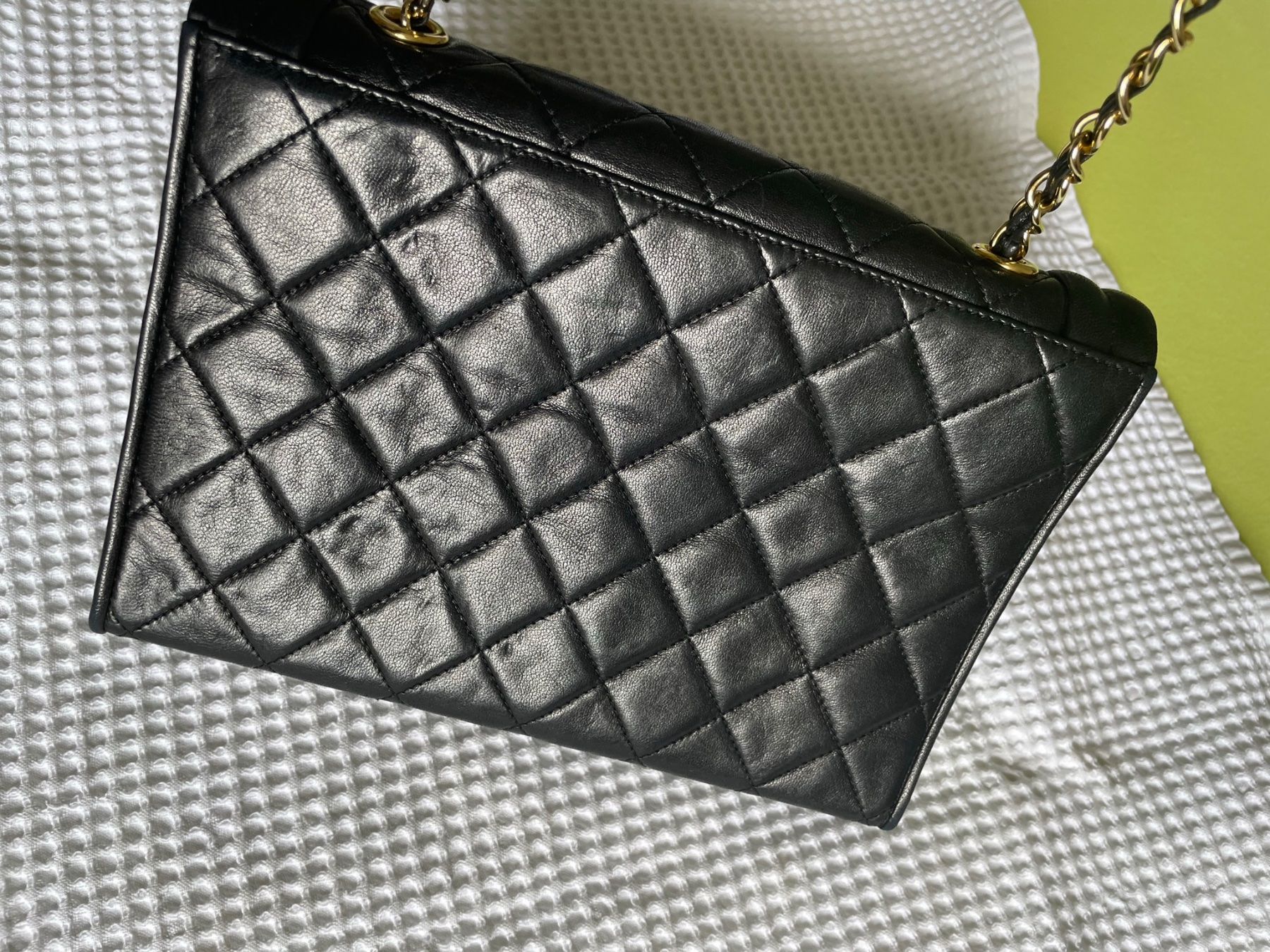 Chanel Borse da donna: Sac Chanel – Usato da Buttes venduto da ButtA15 2