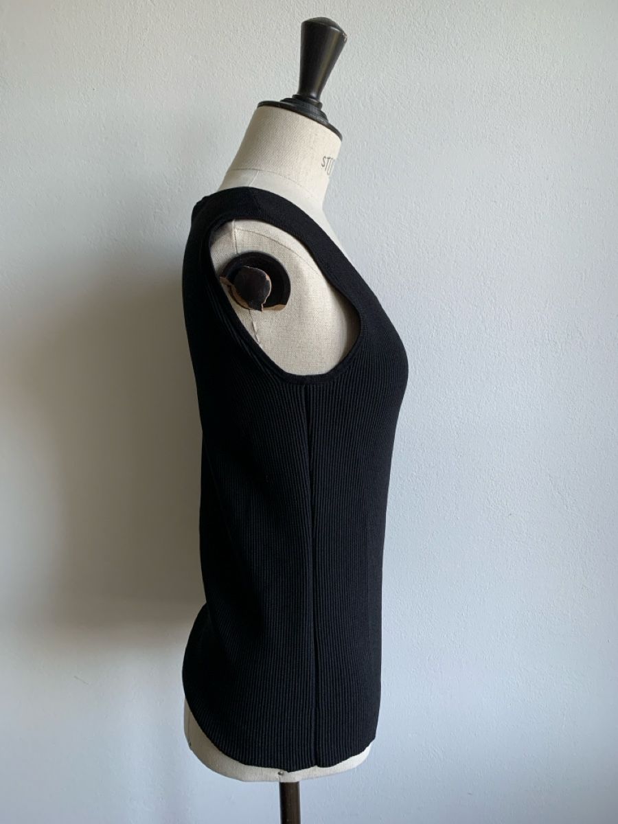 Akris Top: AKRIS: Super chices Schwarzes Top, 36 – Nuovo (secondo la descrizione) da Luzern venduto da designluzern 1