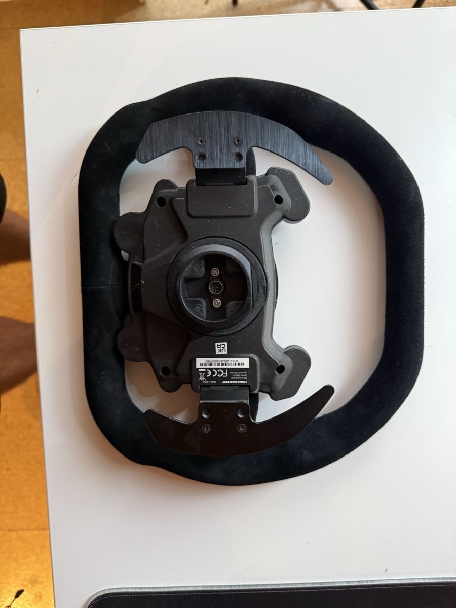 Thrustmaster Manettes: Sparco Lenkrad Thrustmaster – D'occasion à Altstätten SG par Joelxx00 2
