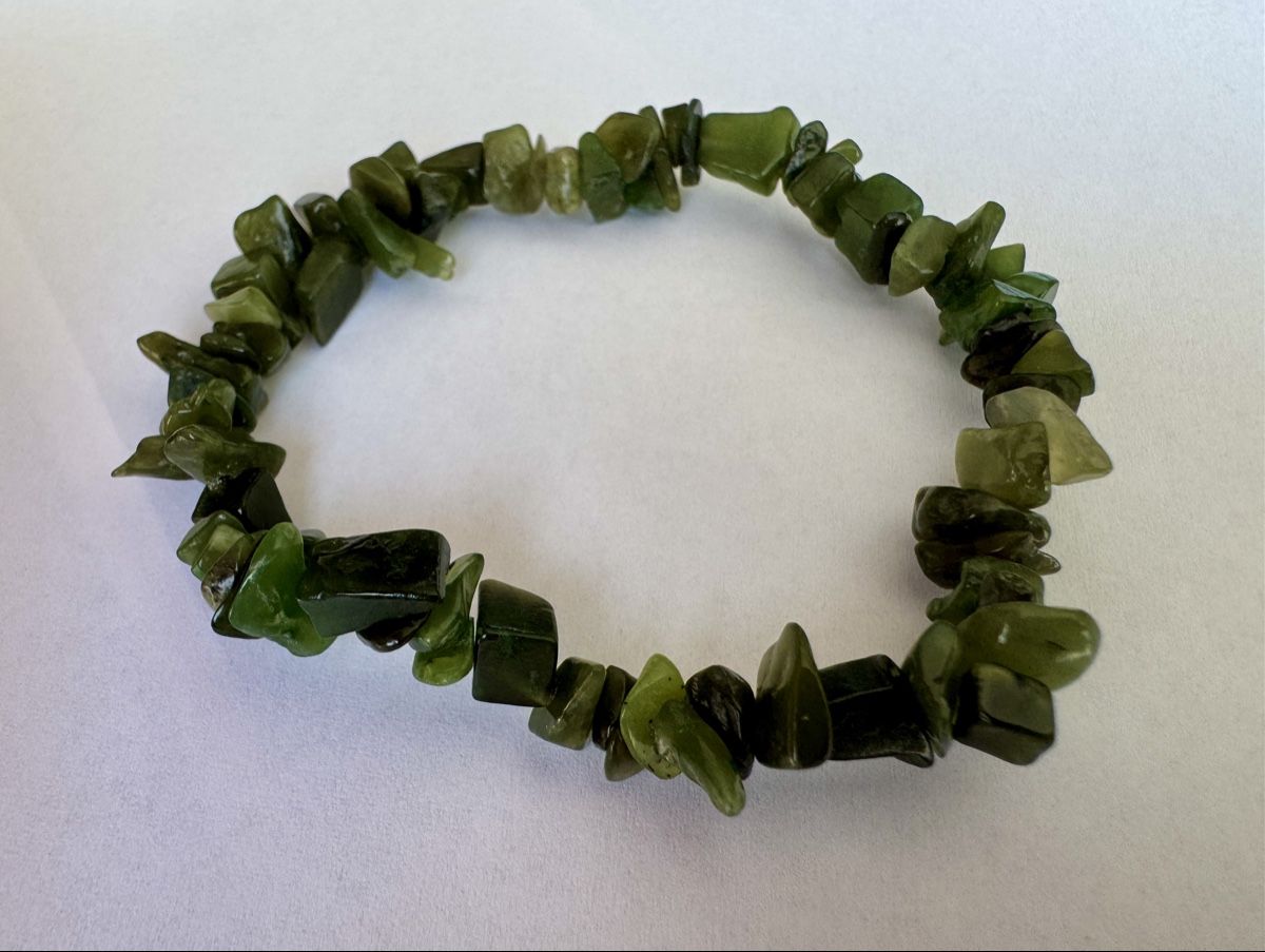 Bracciali & Braccialetti: Bracelet en véritable néphrite canadienne – Nuovo (secondo la descrizione) da Chêne Bourg venduto da RemyTodwell 3