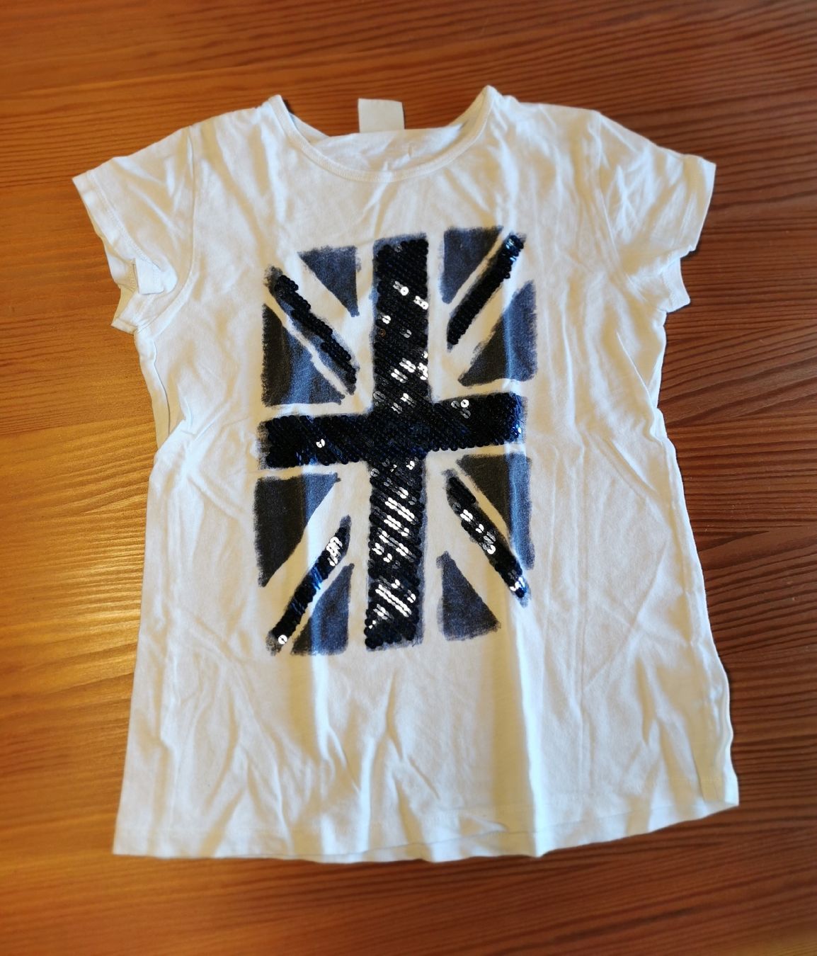 Blusen, T-Shirts & Tops: Drei T-Shirts 134/140 – Gebraucht aus Detligen von ras_7ksp 1
