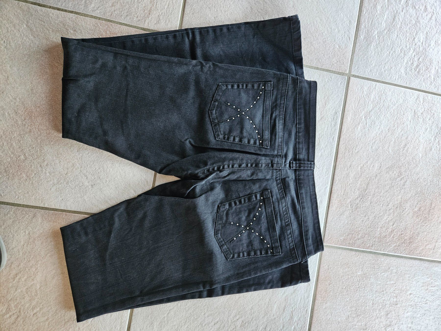 Pantaloni: Pantalon taille 40 – Usato da Vétroz venduto da sas_yln5 1