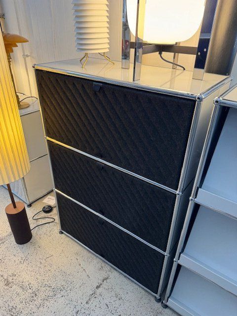 USM Scaffali: USM Haller Sideboard mit Soft Panels – Usato da Zollikofen venduto da OberliAG