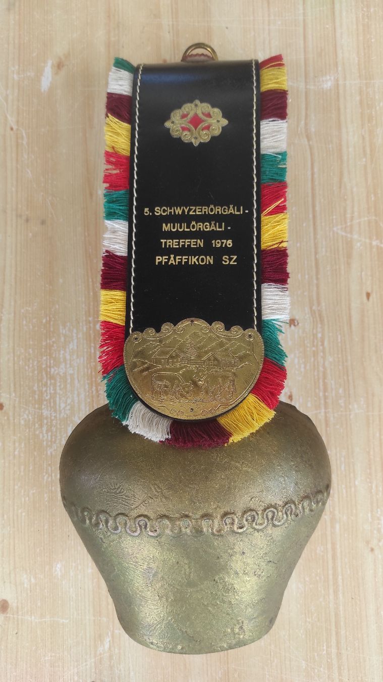 Cloches & sonnailles: Treichel Schwyzerörgeli-Treffen 1976 Pfäffikon SZ – D'occasion à Kreuzlingen par Dennis2004