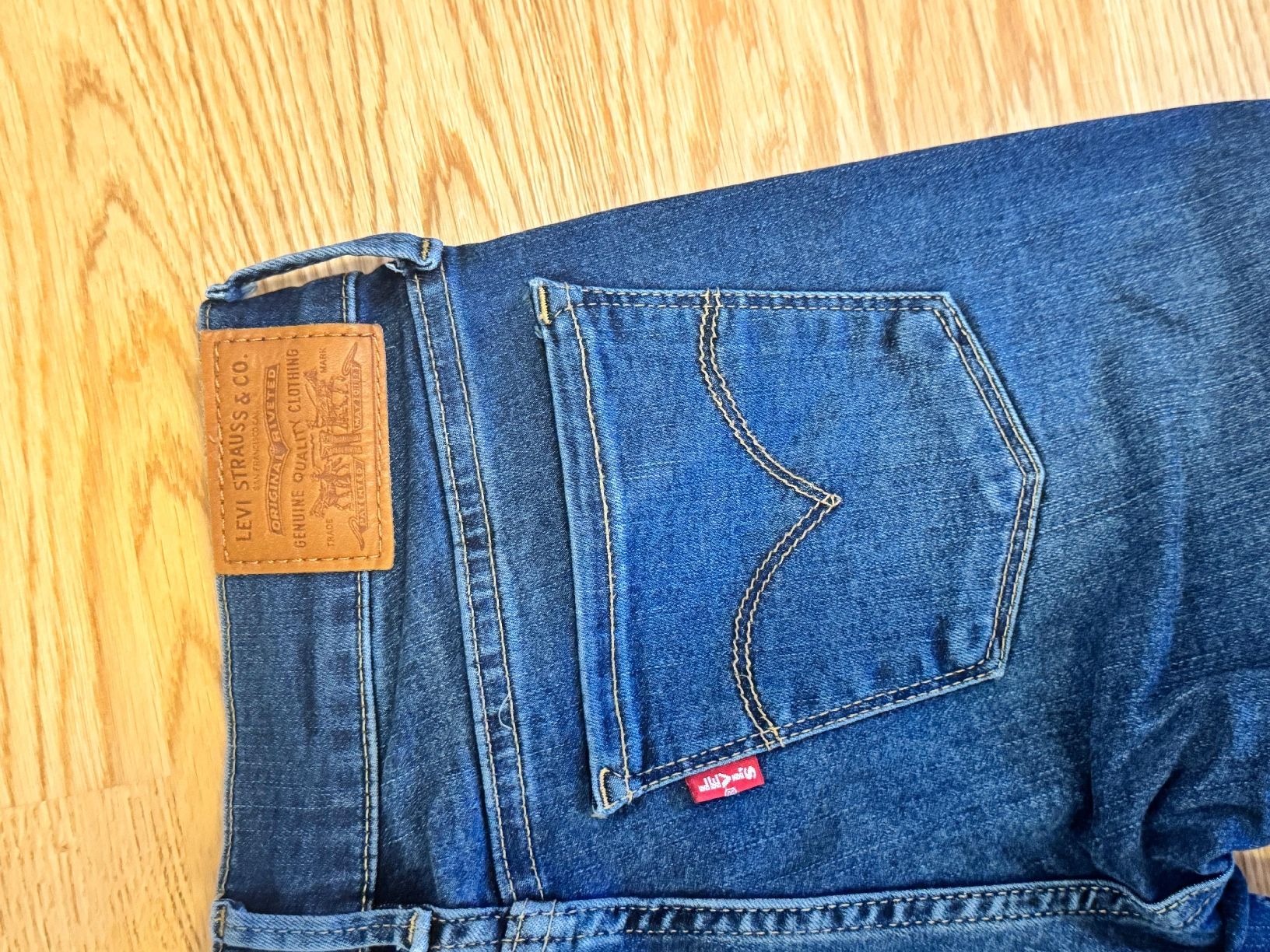Levi's Jeans: Levis Jeans gr. 26 – Nuovo (secondo la descrizione) da Männedorf venduto da AeternusWatches 2