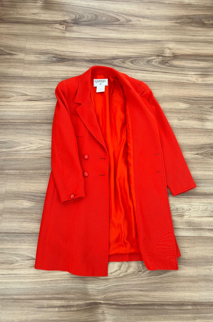 Chanel Mäntel: Chanel 100% wool coat, size 36, perfect condition – Gebraucht aus Arzier Le Muids von oma_w5bq 7