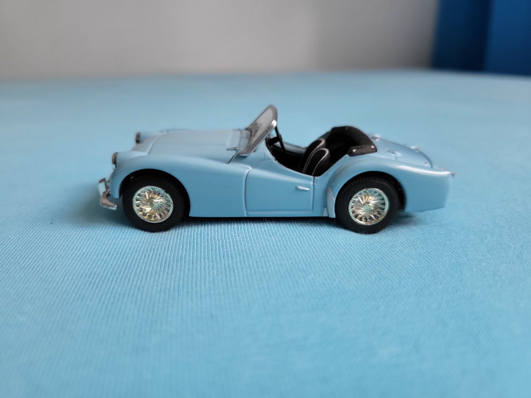 Triumph Modellini d'auto: Triumph TR3A, 1960 – Nuovo (secondo la descrizione) da Glattbrugg venduto da PhilKrill 1