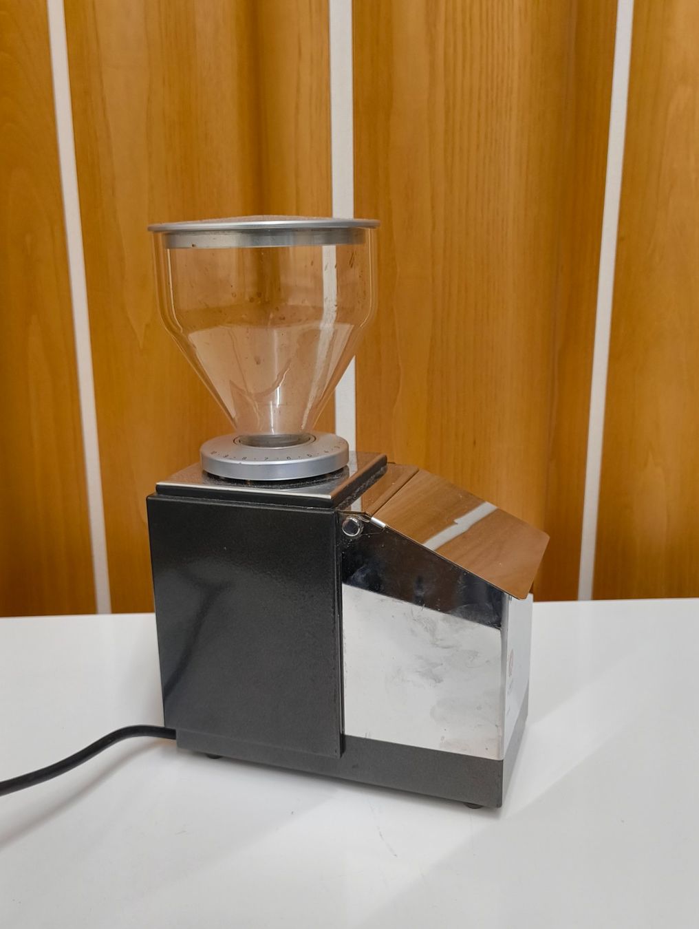 Olympia Express Küchengeräte: Olympia Express Kaffeemühle Moca Swiss Made Glarus – Gebraucht aus Zürich von Simsala-bim 1