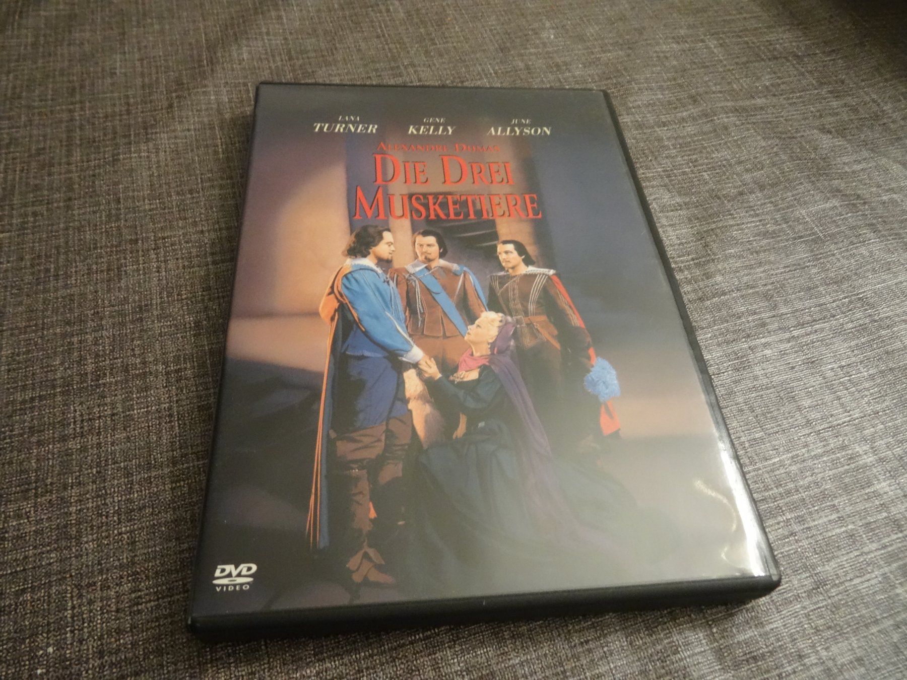 Tutti i DVDs: DVD Die Drei Musketiere – Usato da Olten venduto da Disc-Verkauf