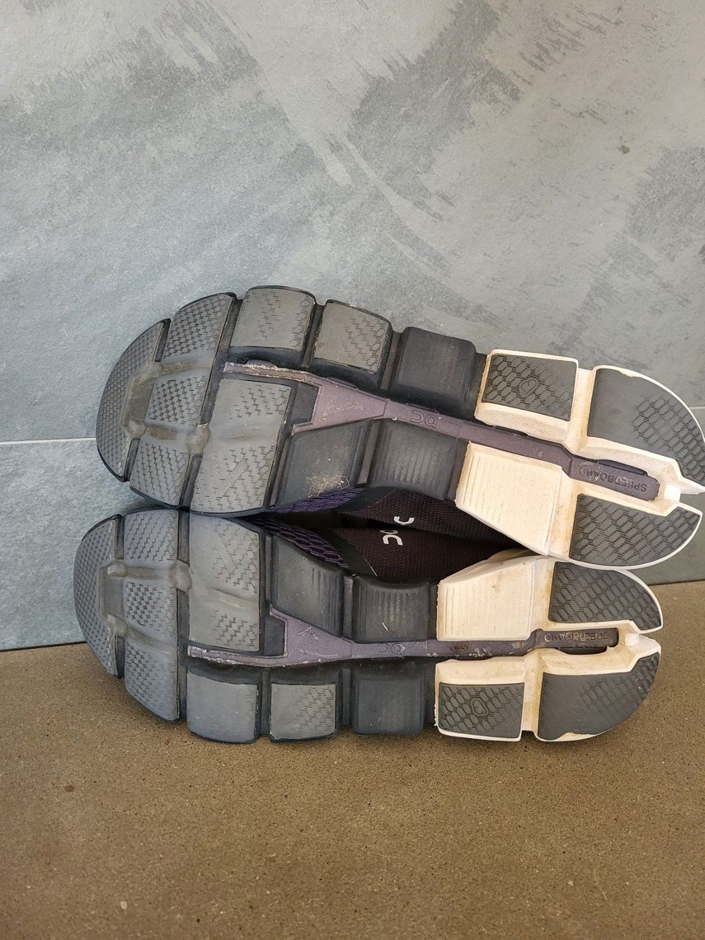 On Herrenschuhe: ON Schuhe, Gr. 45, gebraucht – Gebraucht aus Rünenberg von Bille77 3