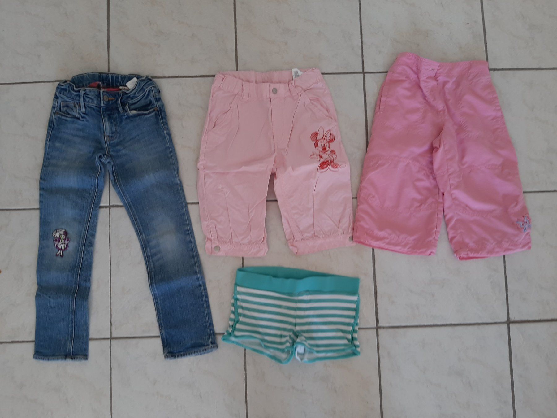 Lotti & Set di vestiti: Kleiderpaket gr 122 – Usato da Brissago venduto da lucabell 2