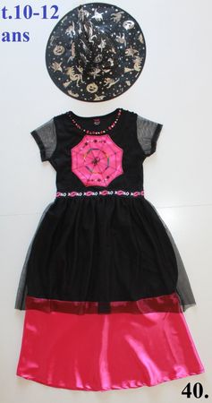 Costume sorcière / Hexe     t. 10 - 12 ans