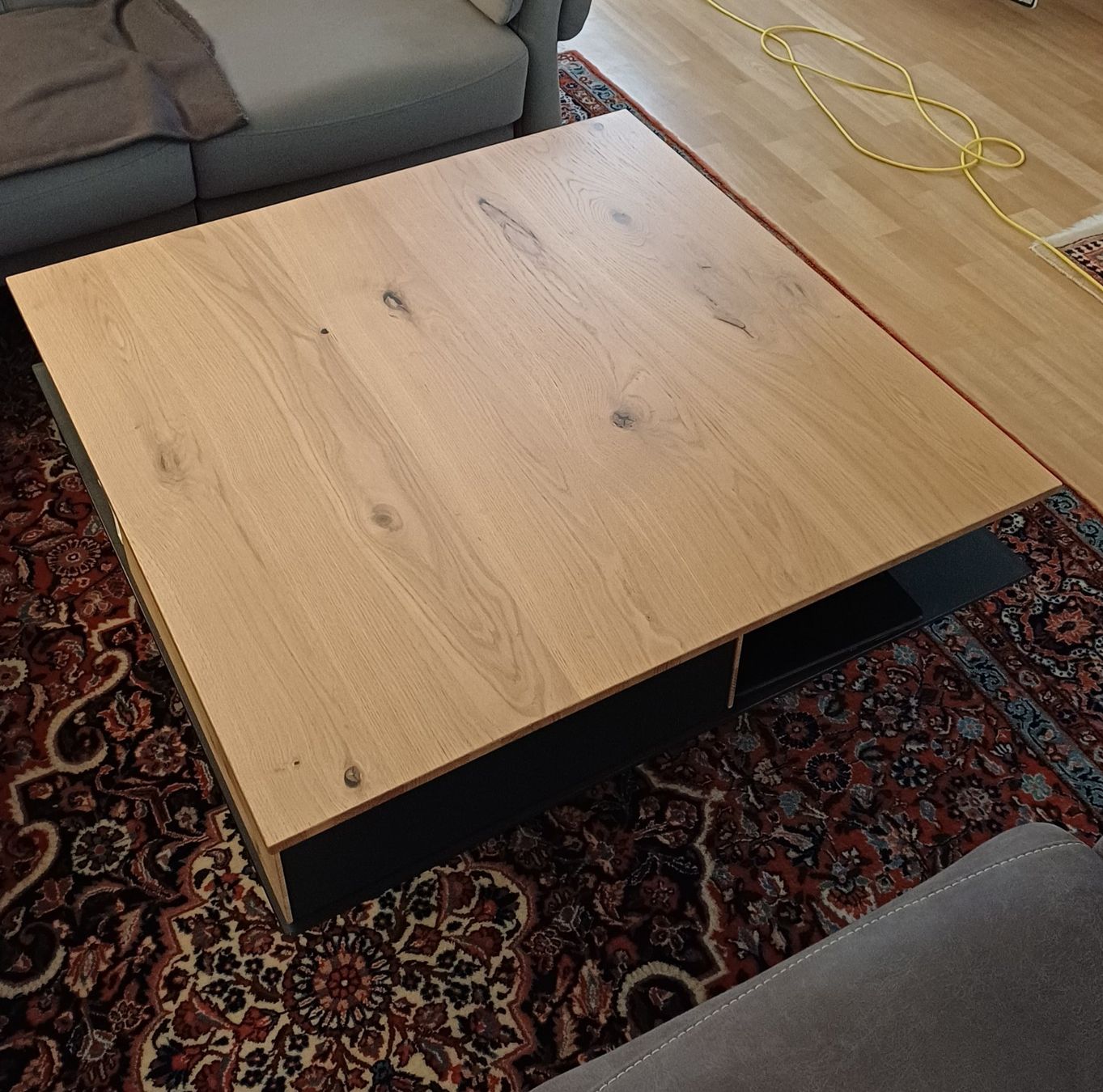 Tables: Voglauer Couchtisch Glas Holz ab Fr.1- – D'occasion à Rorschach par Hansi1901 6