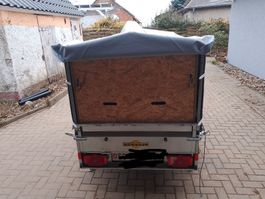 Anhänger 750kg Humbaur