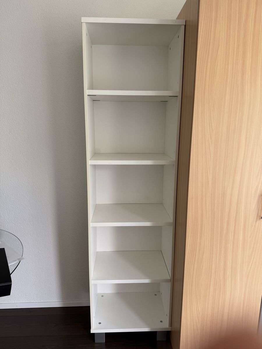 Regale: Regal hoch – Gebraucht aus Killwangen von Schnitzibitz