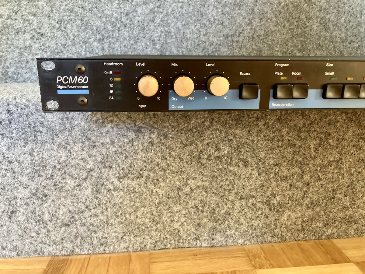 Strumenti musicali: Lexicon PCM 60 Reverb Hall – Usato da Glattfelden venduto da Pedals 1