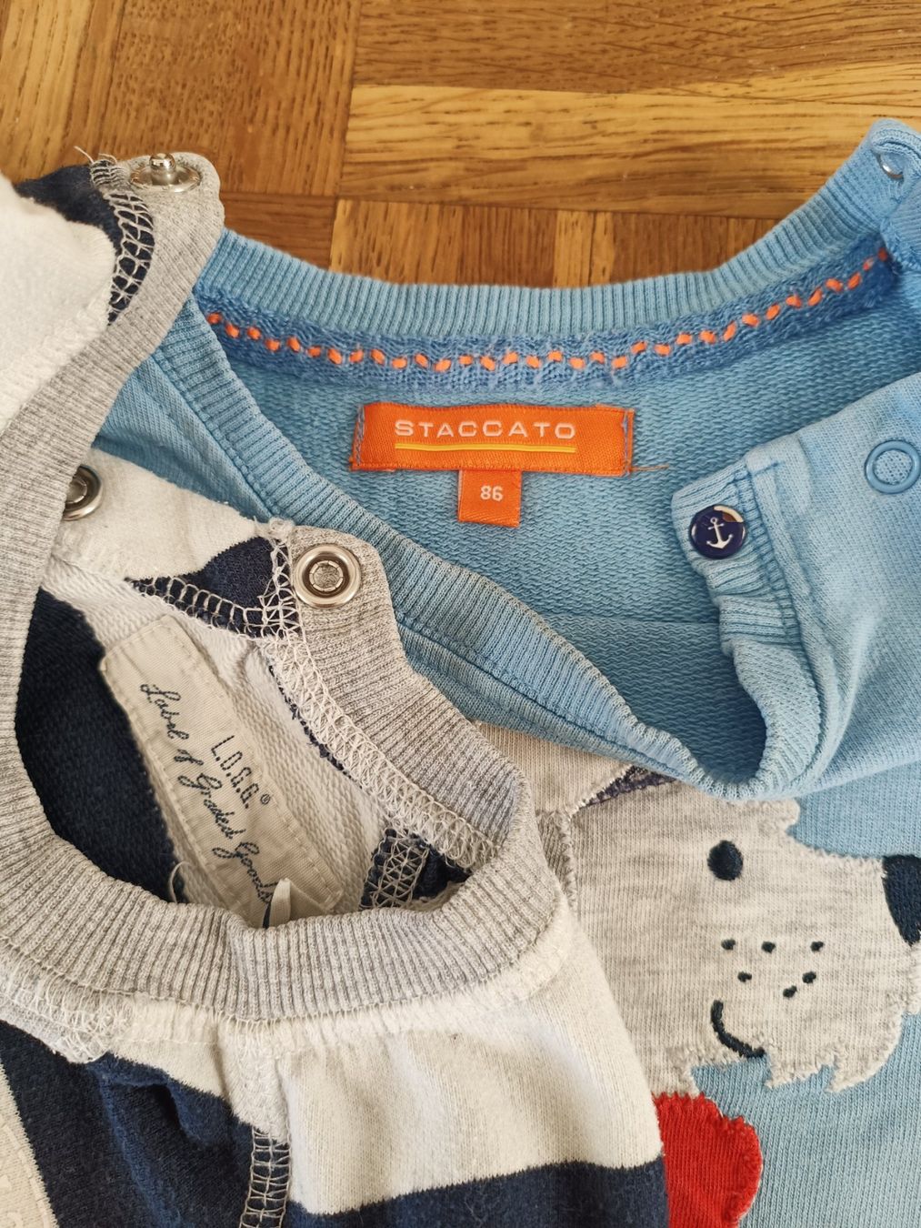 Maglioni & Felpe: H&M/Staccato 2x Pullover Gr 86 Jungen Captain blau gestreift – Usato da Oberhofen Thun'see venduto da cri_6md2 1