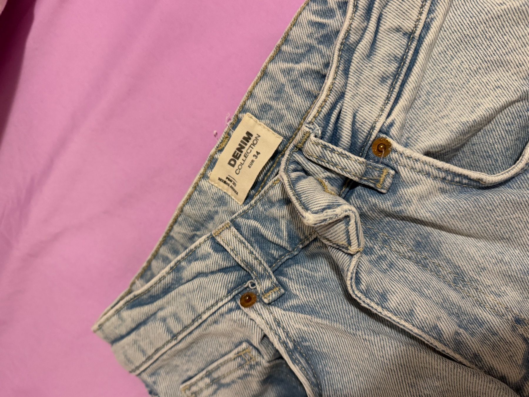 Pantaloni: Pantalon cargo denim bleu clair taille S – Usato da Villeneuve VD venduto da jxste_dani 1