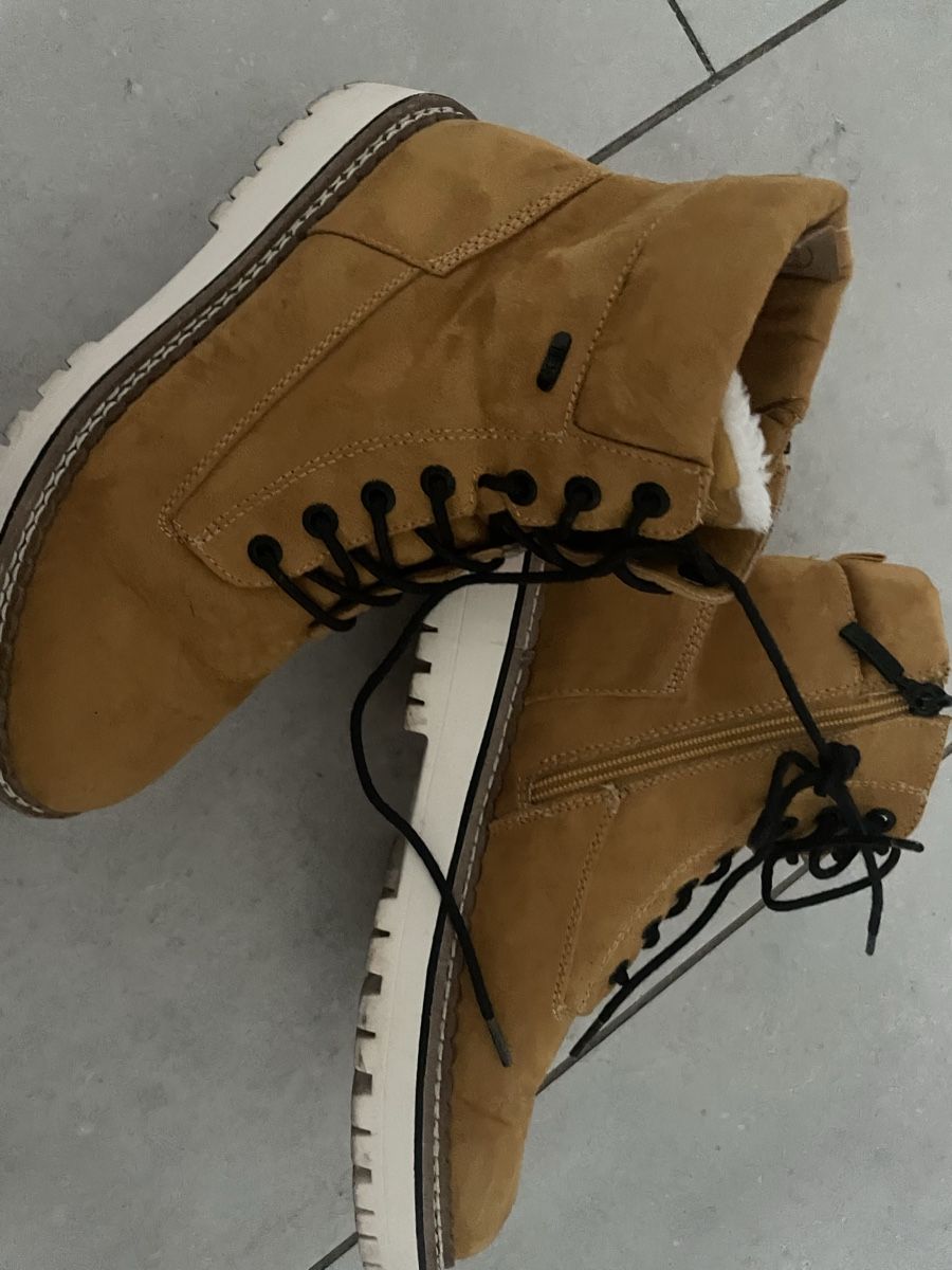 Esprit Scarpe da donna: Esprit Schuhe Gr. 38 – Usato da Baar venduto da Vili7 1