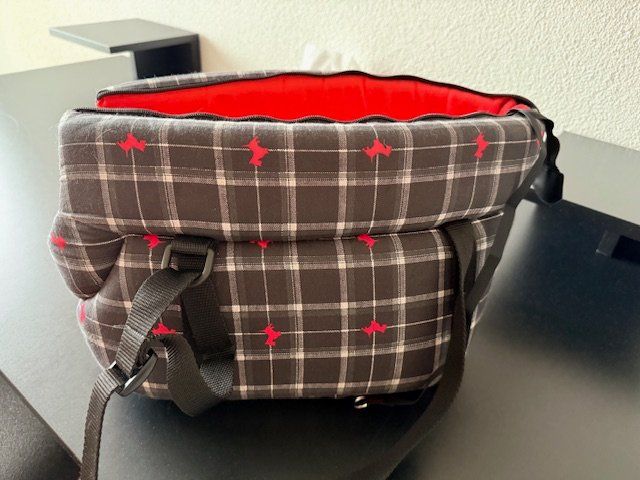 Trixie Cucce & Letti: Praktische Hunde- oder Katzentragetasche mit Sternmuster – Usato da Nuerensdorf venduto da ghi_b7xs 2