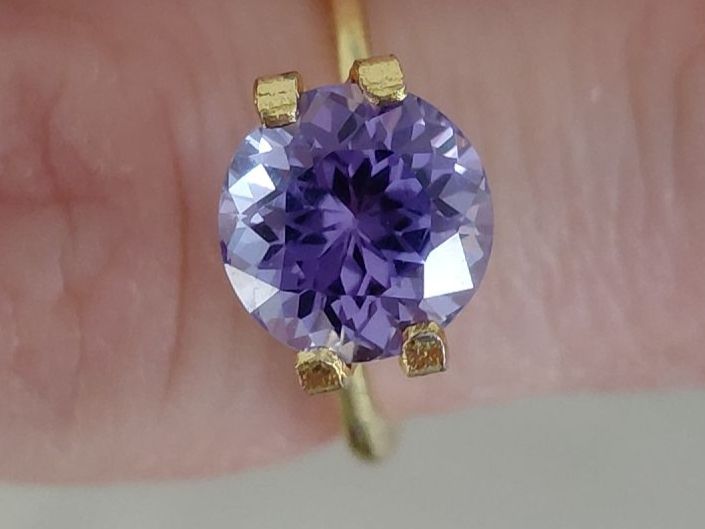 Pietre preziose: Tanzanite 2.78ct Luminous – Nuovo (secondo la descrizione) da Bévilard venduto da Yougems 2
