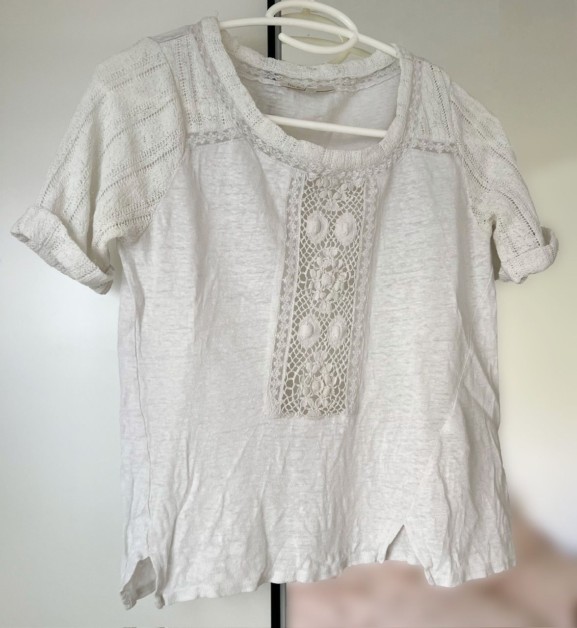 Maje T-Shirts: T-shirt Maje - taille 1- Lin – Gebraucht aus Neuchâtel von kat_n6gp