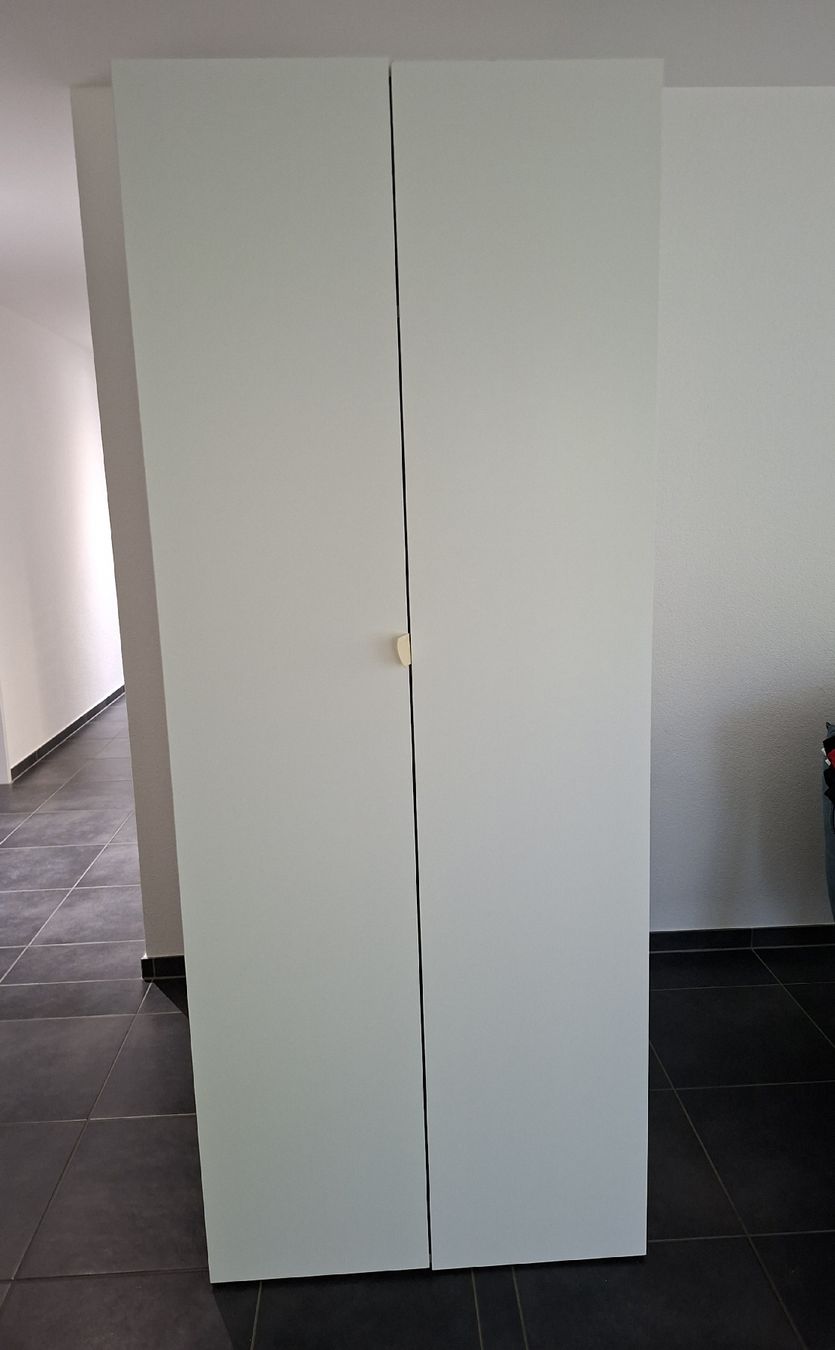 Ikea Armadi: Zwei Kleiderschränke weiss Lastare – Nuovo (secondo la descrizione) da Niederrohrdorf venduto da Trike1 1