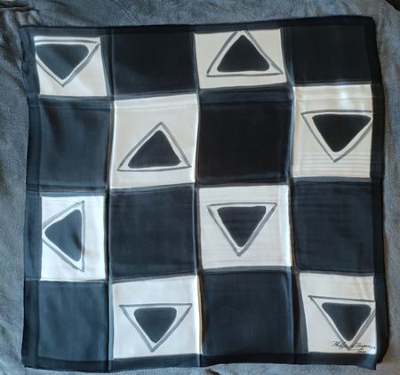 Foulard  soie vintage noir blanc