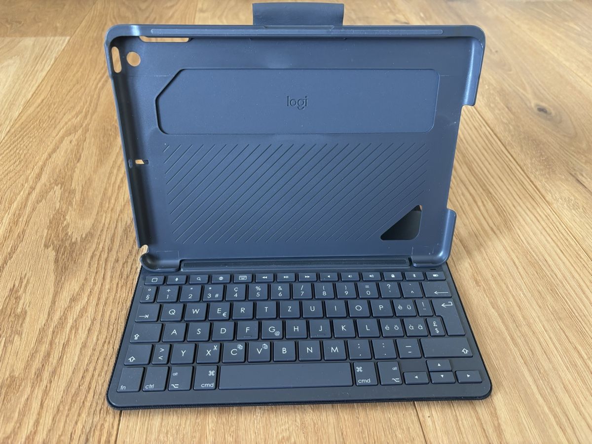 Logitech Tastiere: Logitech slim folio für ipad 2018 – Usato da Staufen venduto da Omaha1111