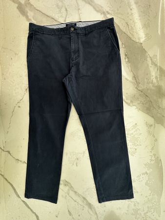 Pantalon Chino Tommy Hilfiger bleu slim fit taille 36/32